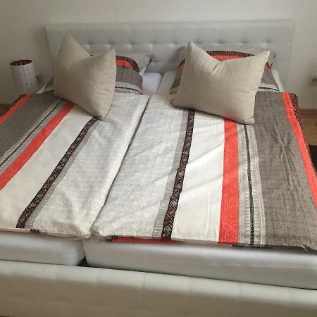 Ferienwohnung Am Schmidtstedter Knoten Erfurt Ngoại thất bức ảnh